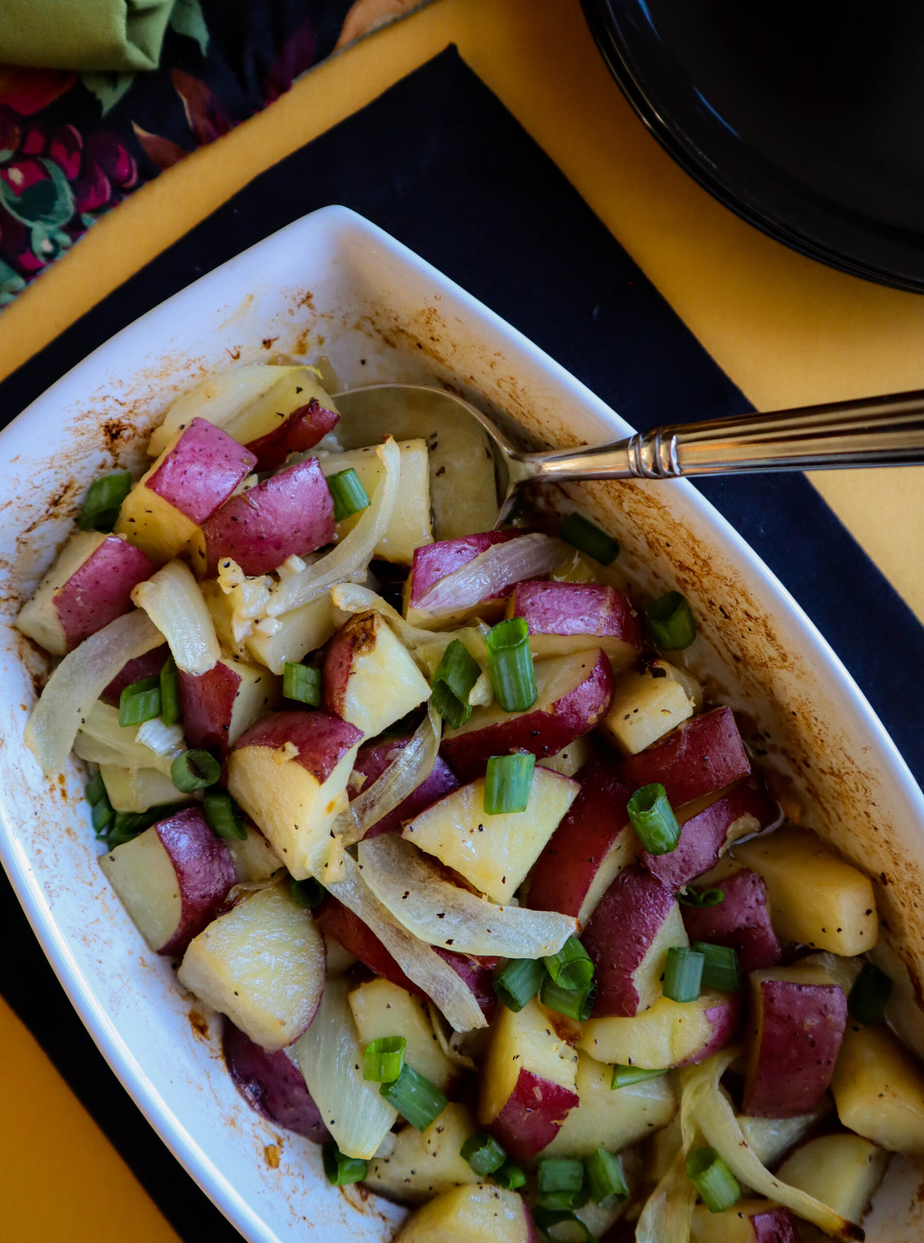 POTATO AND ONION IN A GARLIC BUTTER SAUCE - pic